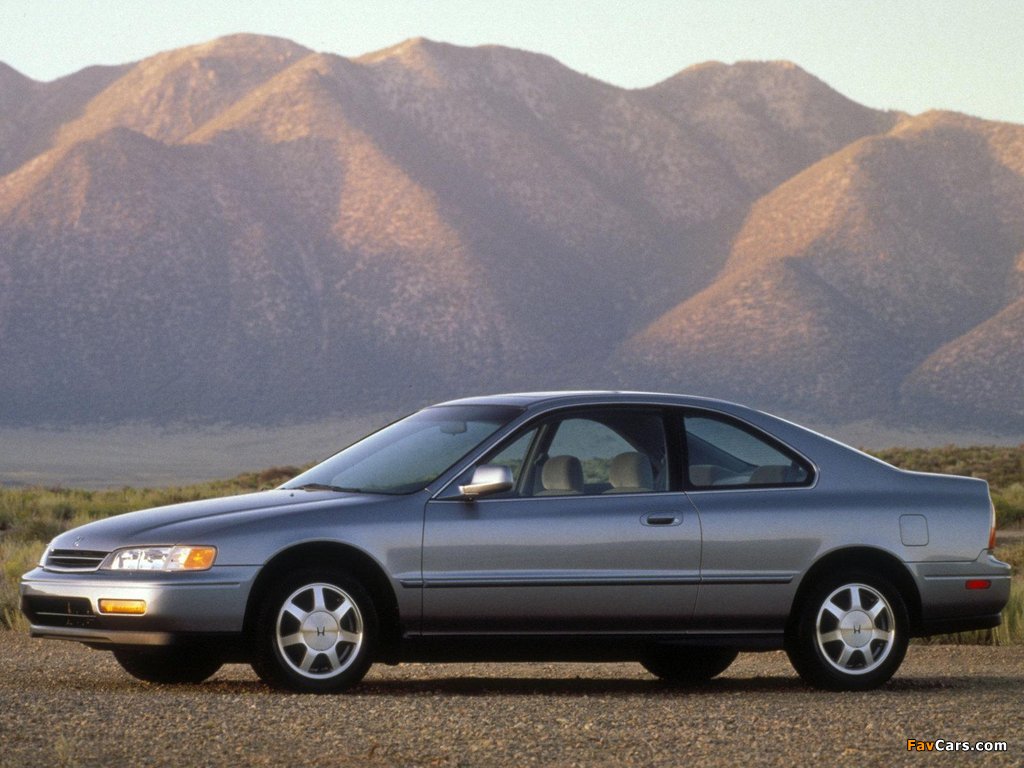 Honda Accord Coupe US-spec (CD7) 1994–97 images (1024 x 768)