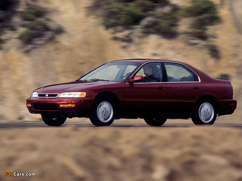 Honda Accord Sedan US-spec (CD) 1994–97 pictures (800 x 600)