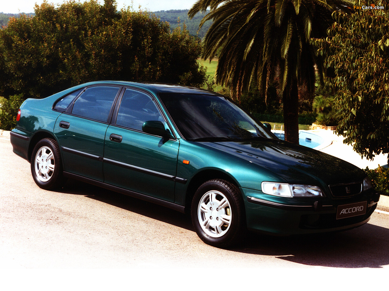Honda Accord Sedan UK-spec (CD) 1996–98 photos (1280 x 960)