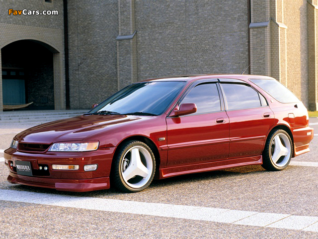 WALD Honda Accord Wagon Face Lift Sports Line (CE) 1996–98 pictures (640 x 480)