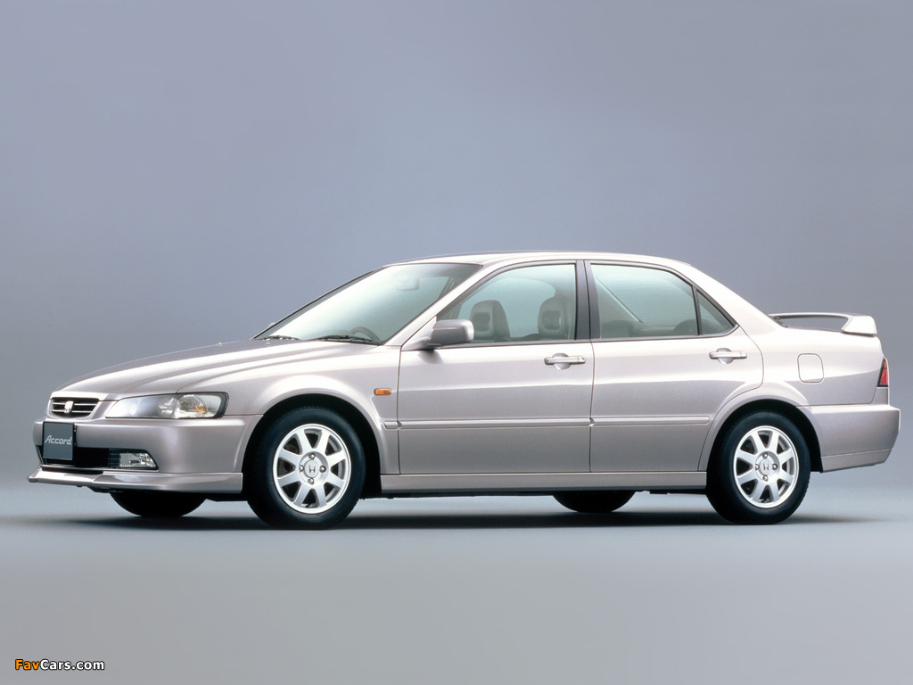 Honda Accord SiR S Package Sedan JP-spec (CF4) 1997–2000 images (1024 x 768)