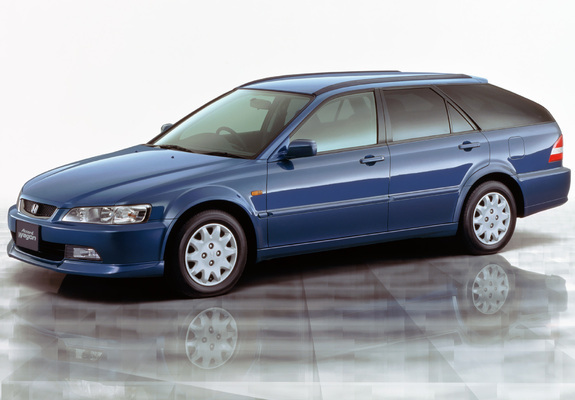 Honda Accord Wagon JP-spec (CF6) 1997–2002 pictures