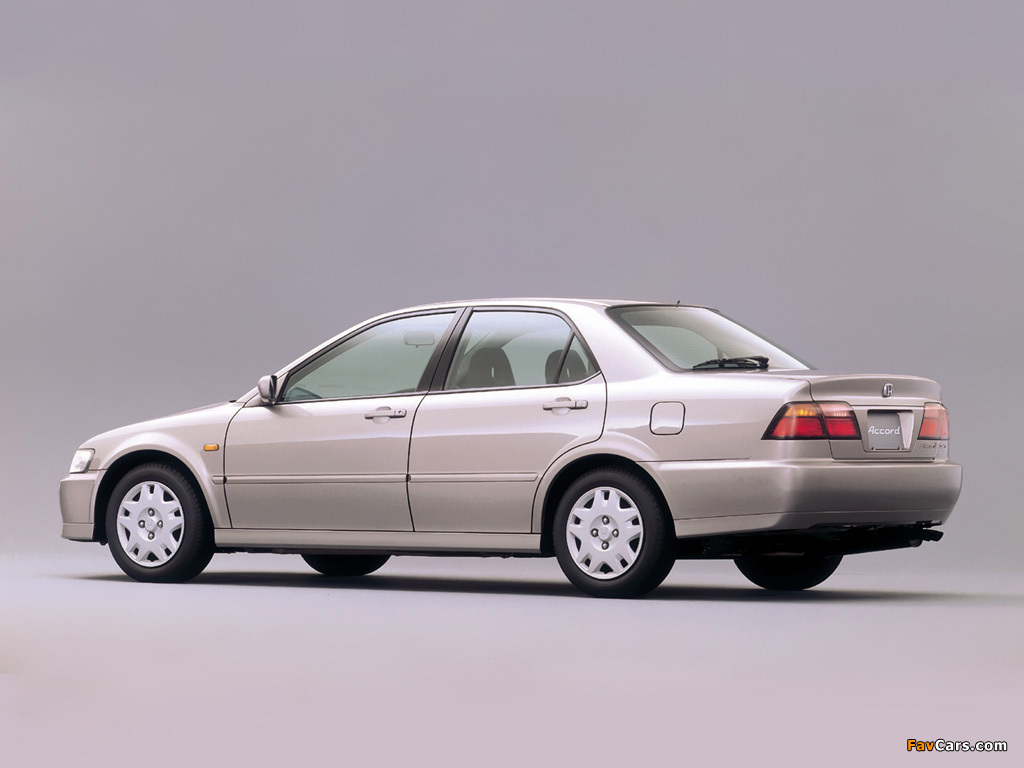 Honda Accord SiR Sedan JP-spec (CF4) 1997–2000 wallpapers (1024 x 768)