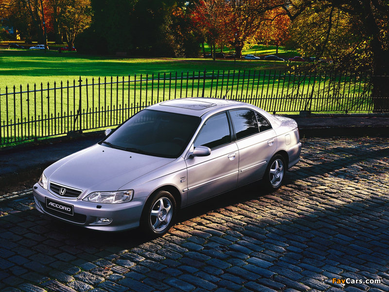 Honda Accord Sedan 1998–2002 images (800 x 600)