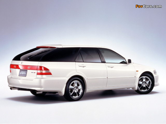 Honda Accord SiR Wagon JP-spec (CH9) 1999–2002 pictures (640 x 480)