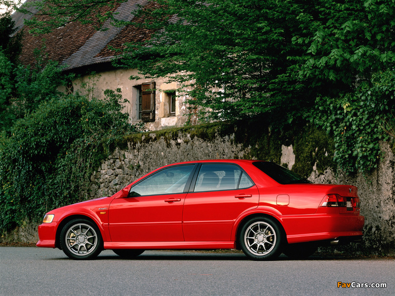 Honda Accord Euro R (CL1) 2000–02 pictures (800 x 600)