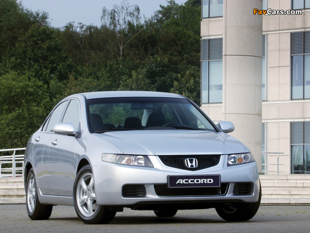 Honda Accord Sedan (CL) 2003–06 pictures (640 x 480)