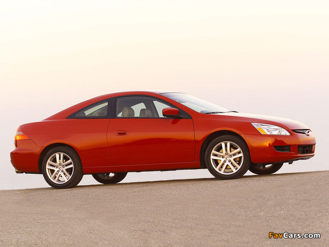 Honda Accord Coupe US-spec 2003–06 wallpapers (640 x 480)