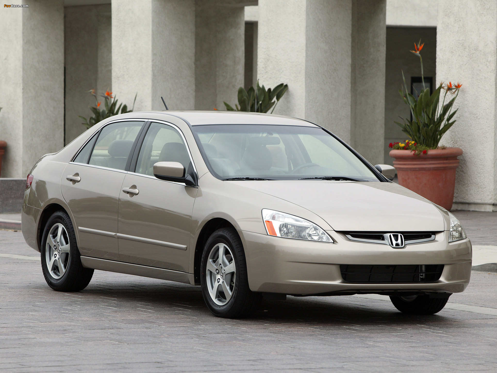 Honda Accord Hybrid US-spec 2005–06 images (2048 x 1536)