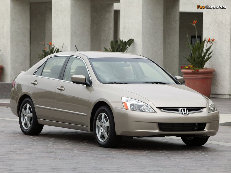 Honda Accord Hybrid US-spec 2005–06 images (800 x 600)