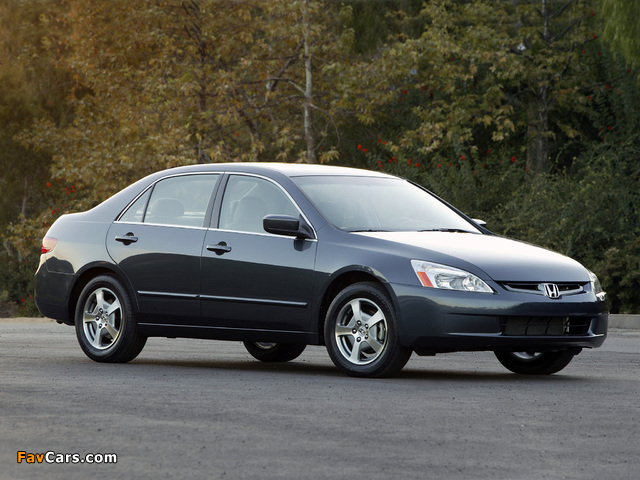 Honda Accord Hybrid US-spec 2005–06 images (640 x 480)