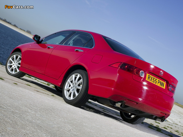 Honda Accord Sedan UK-spec (CL) 2006–08 photos (640 x 480)