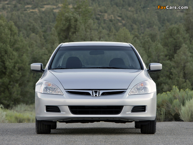 Honda Accord Sedan US-spec 2006–07 photos (640 x 480)