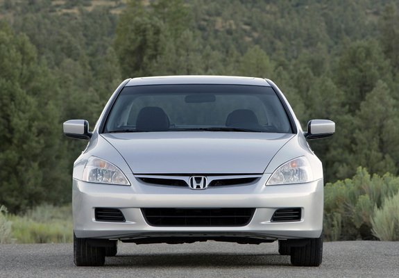 Honda Accord Sedan US-spec 2006–07 photos