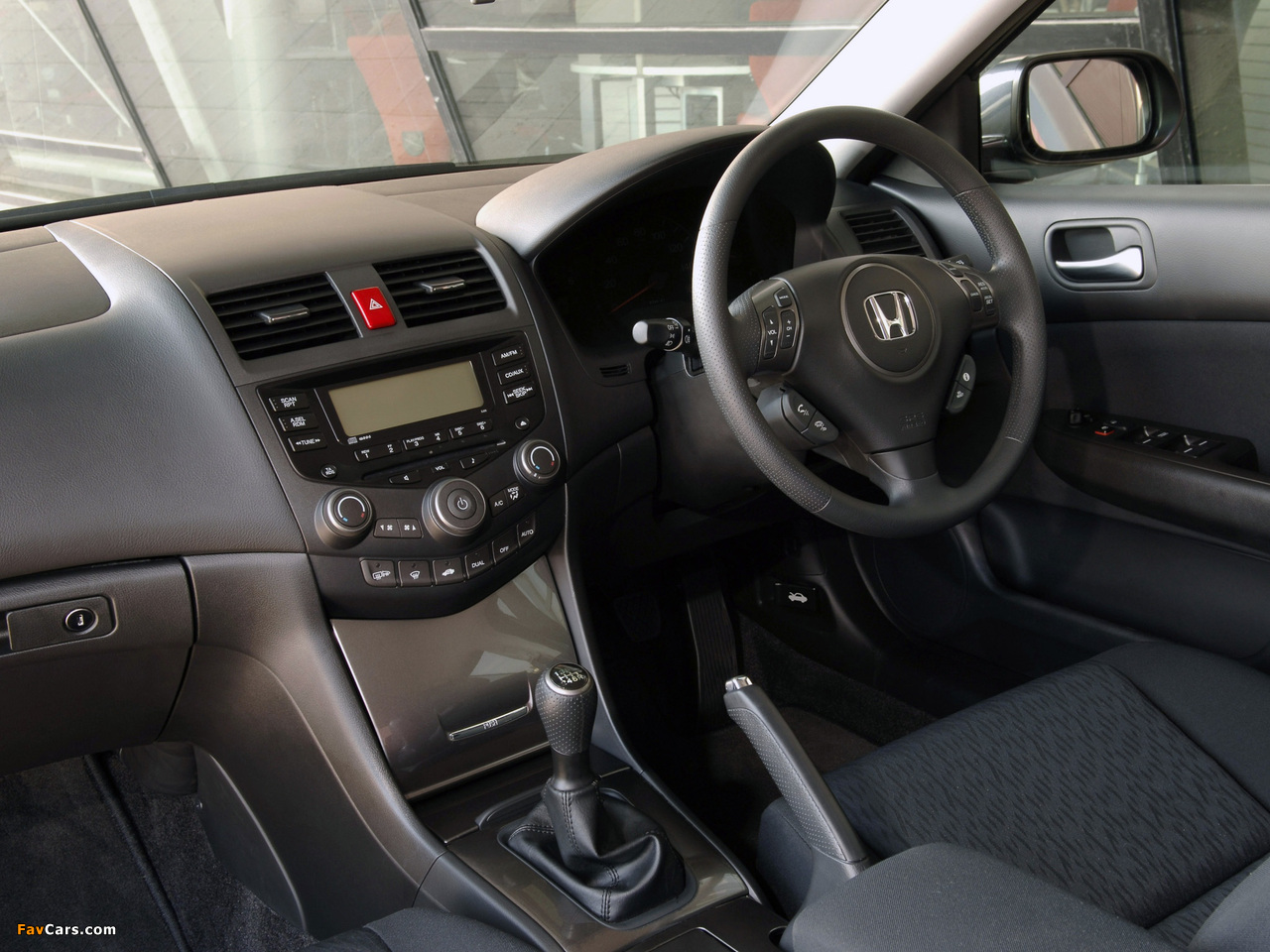Honda Accord Sedan UK-spec (CL) 2006–08 photos (1280 x 960)