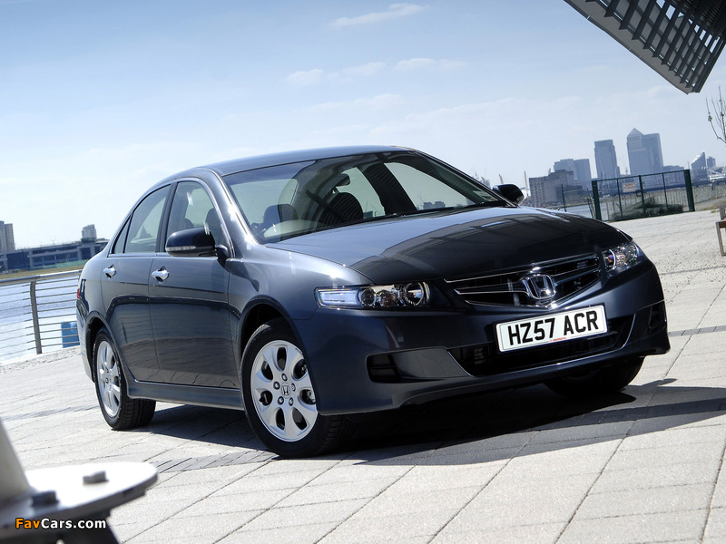 Honda Accord Sedan UK-spec (CL) 2006–08 photos (800 x 600)