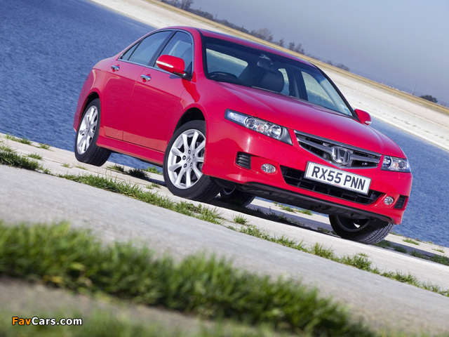 Honda Accord Sedan UK-spec (CL) 2006–08 pictures (640 x 480)