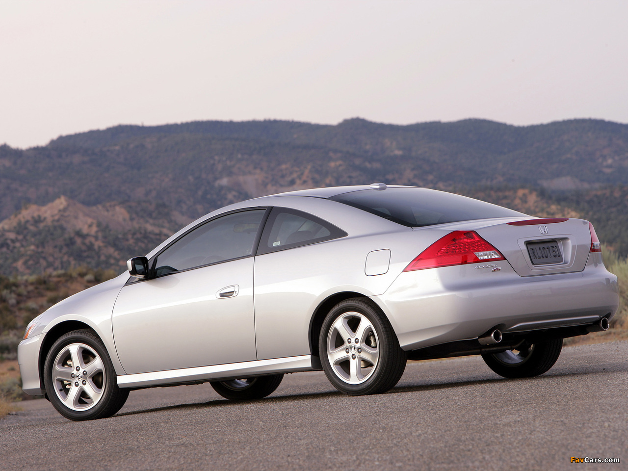 Honda Accord Coupe US-spec 2006–07 wallpapers (1280 x 960)