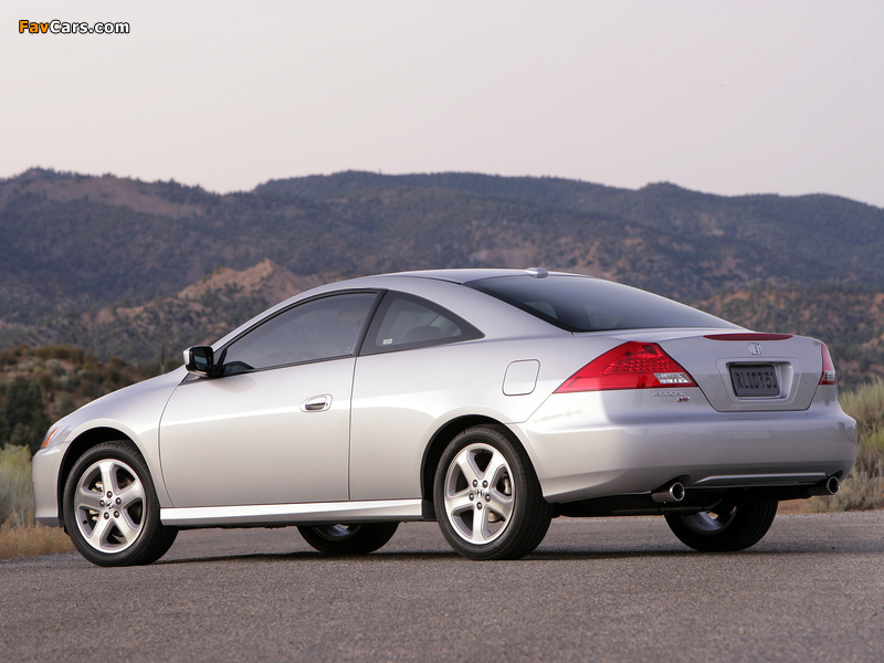Honda Accord Coupe US-spec 2006–07 wallpapers (800 x 600)
