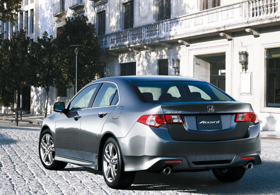 Honda Accord Sedan Sports Style JP-spec (CU) 2008–11 wallpapers