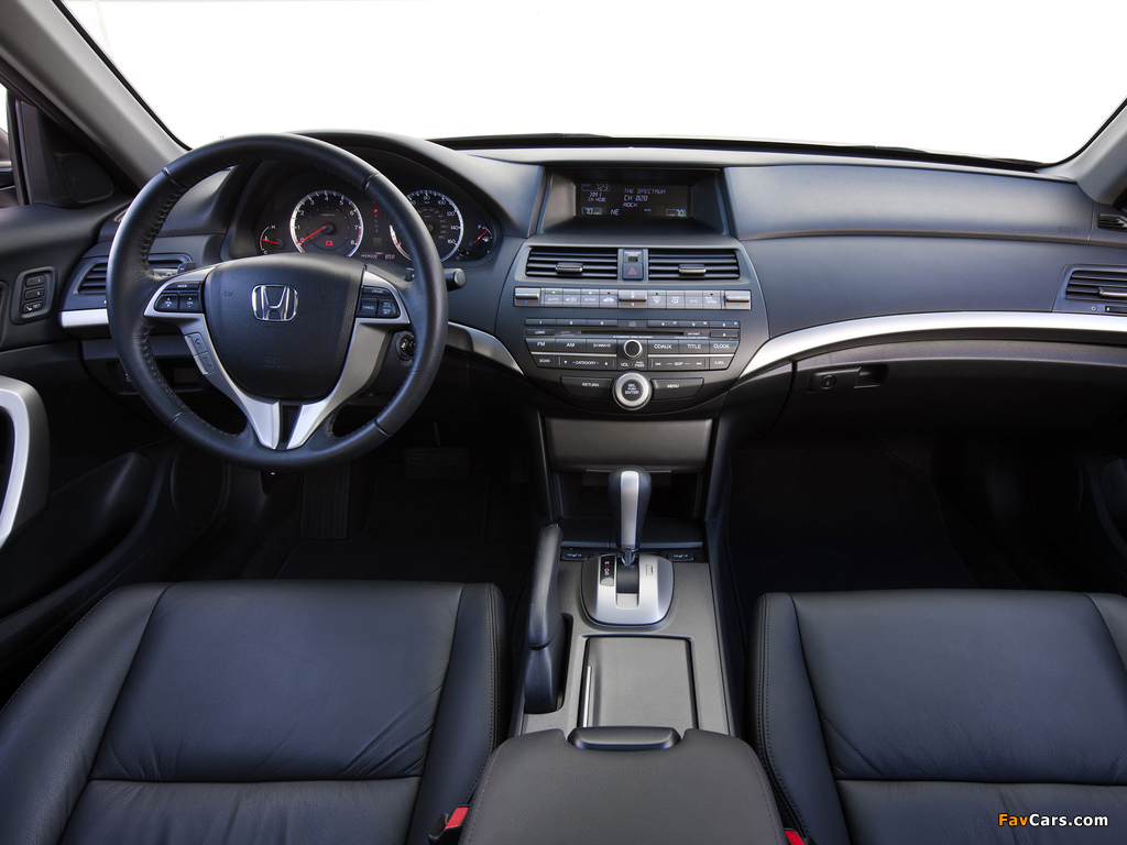 Honda Accord Coupe US-spec 2010–12 images (1024 x 768)