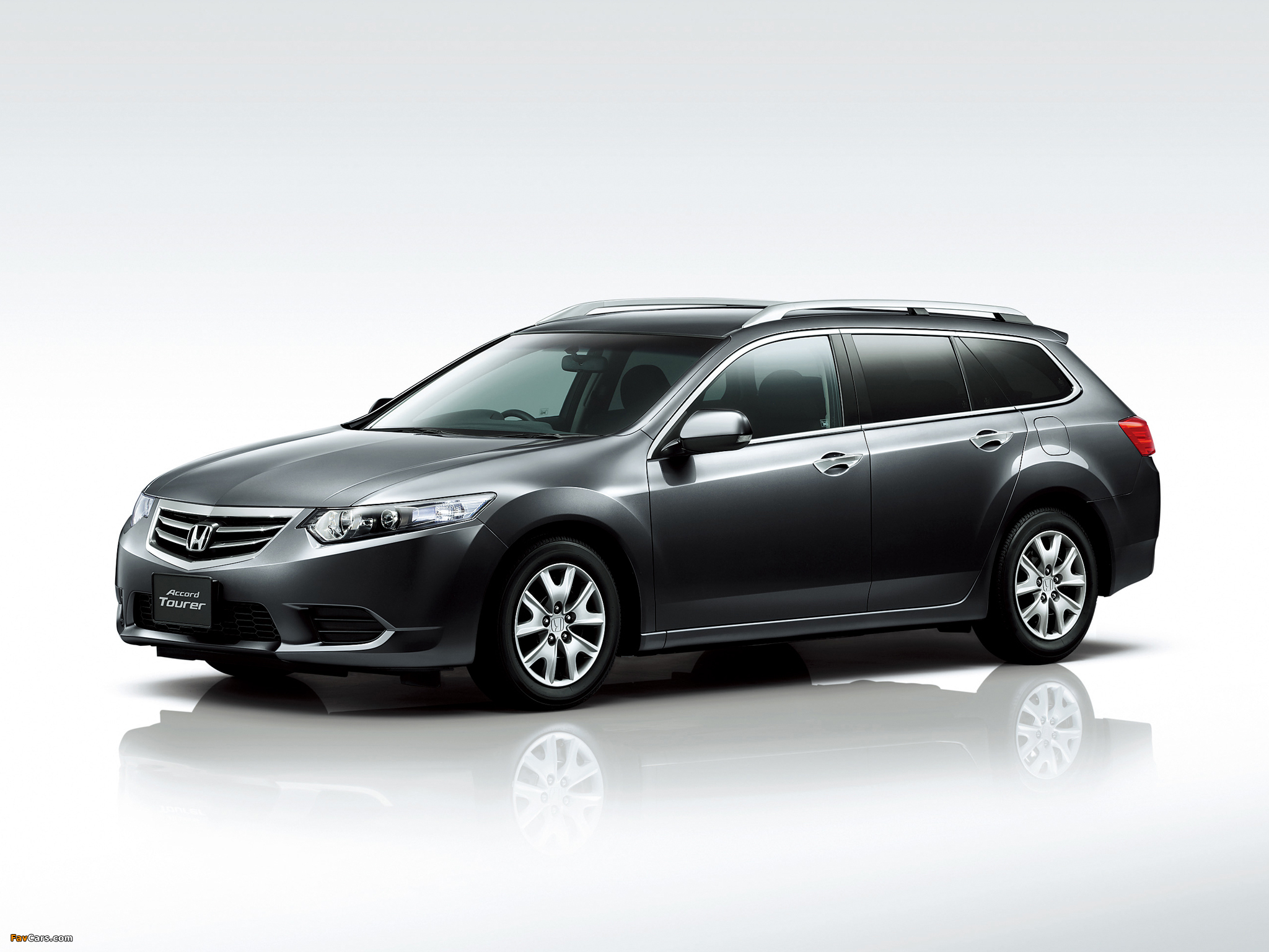 Honda Accord Tourer JP-spec (CW) 2011–12 images (2048 x 1536)