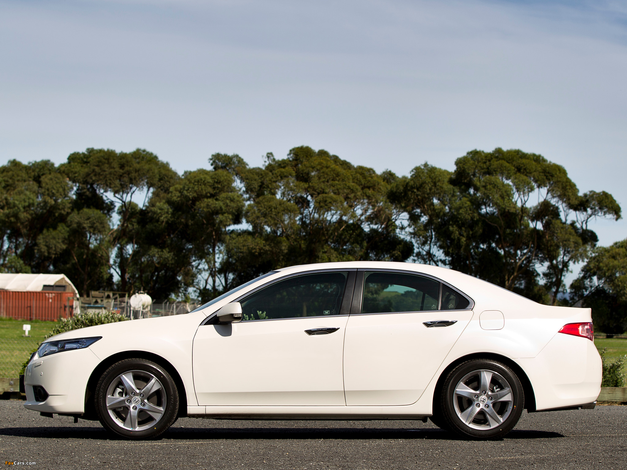 Honda Accord Euro Sedan AU-spec 2011 images (2048 x 1536)