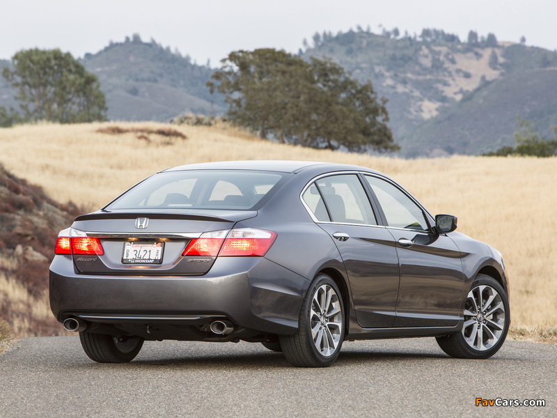 Honda Accord Sport Sedan 2012 images (800 x 600)