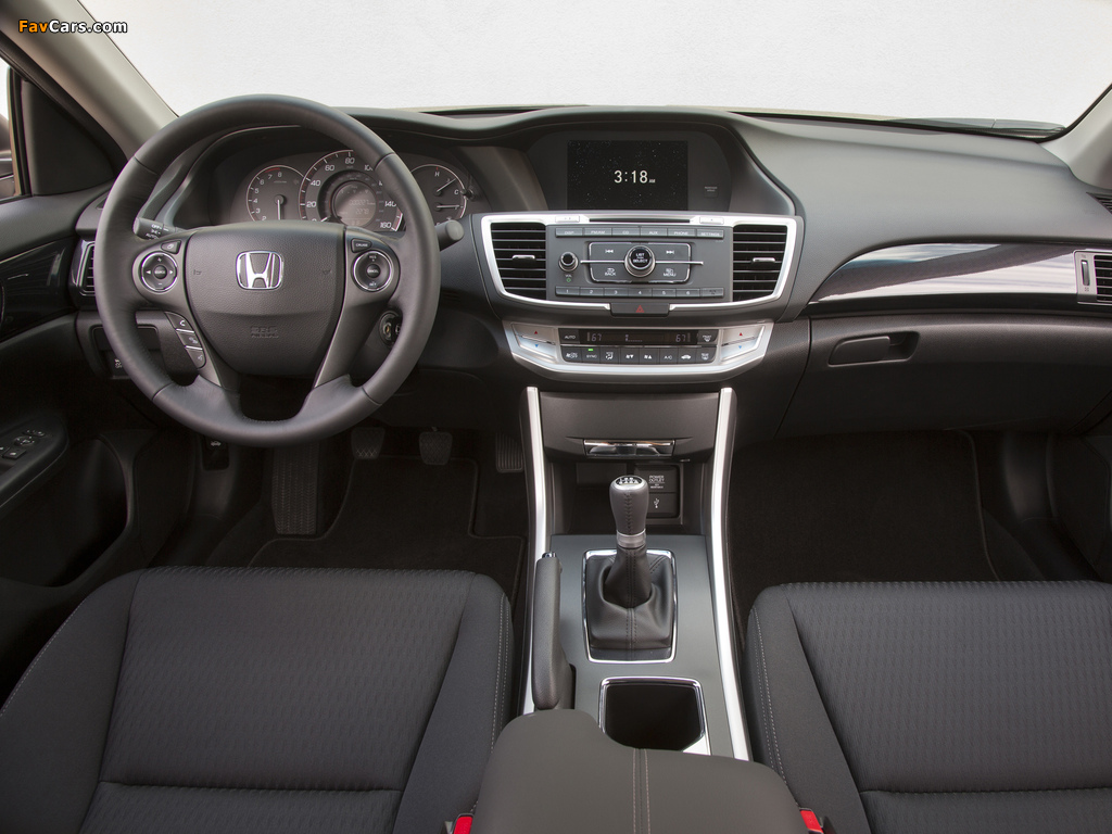 Honda Accord Sport Sedan 2012 pictures (1024 x 768)