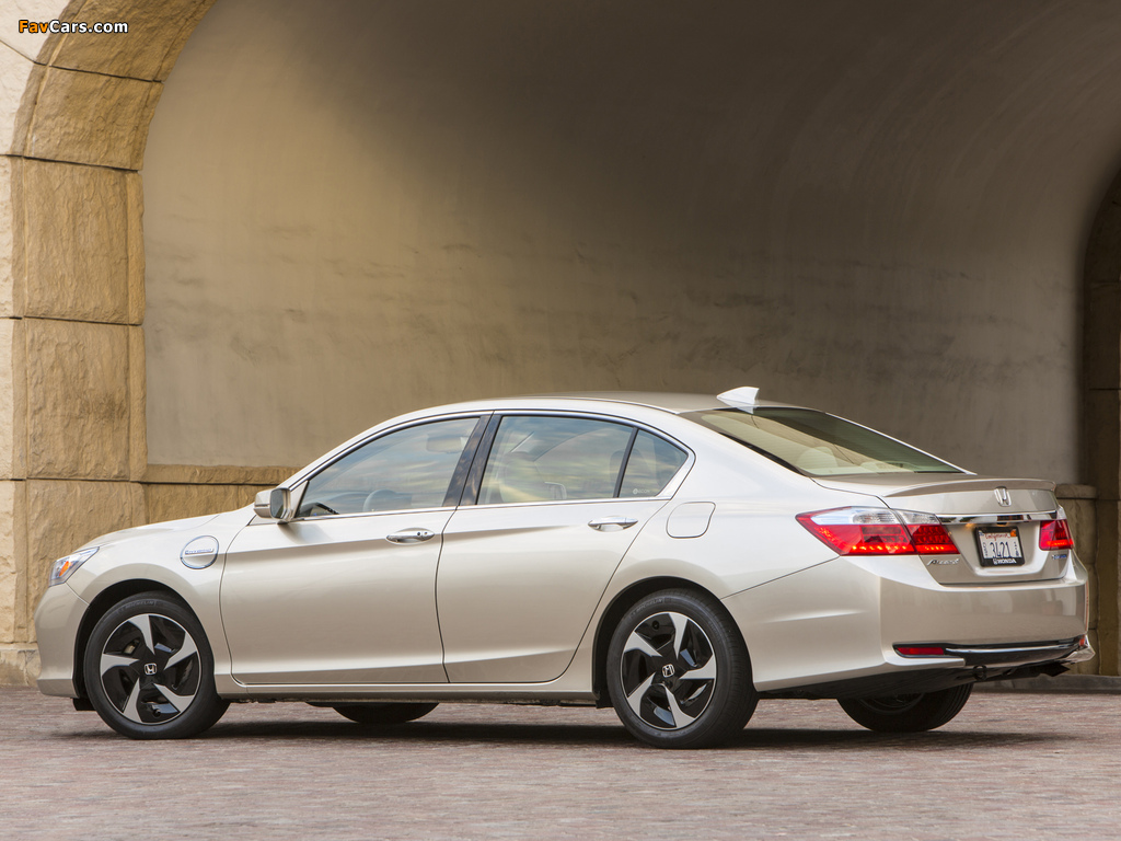 Honda Accord PHEV Sedan 2012 wallpapers (1024 x 768)