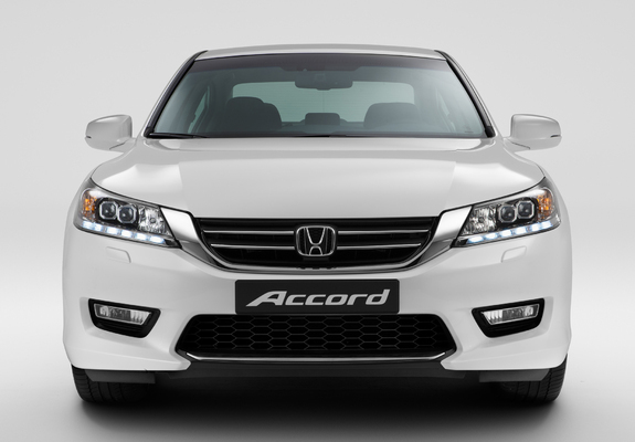 Honda Accord Sedan RU-spec 2013 pictures