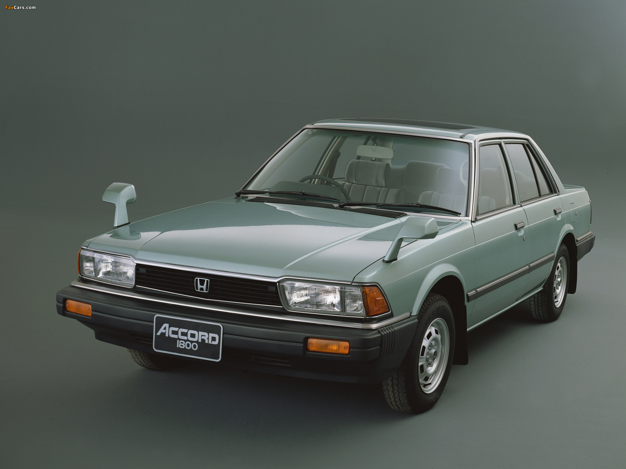 Images of Honda Accord EX-R Sedan 1982–85 (2048 x 1536)