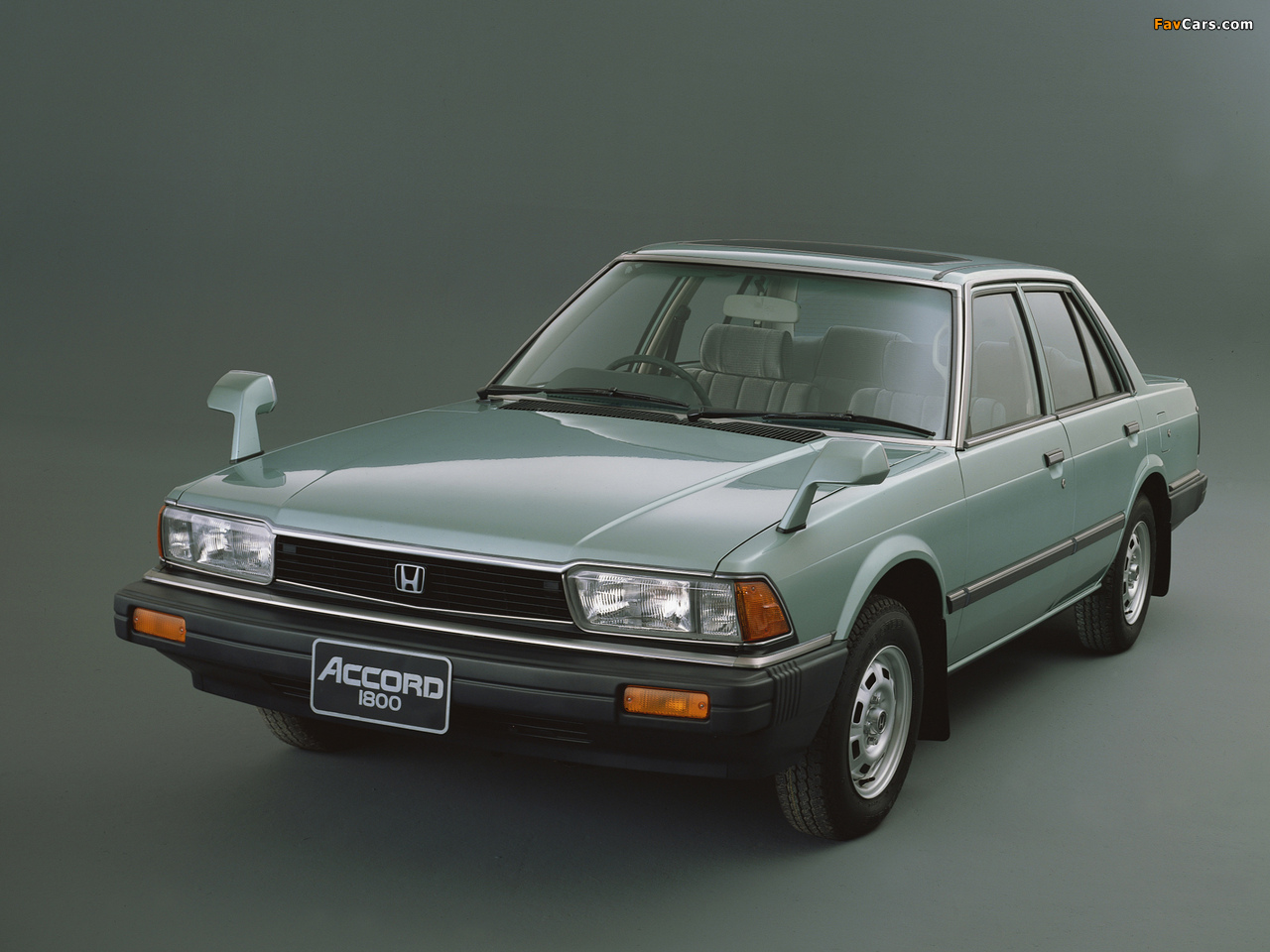 Images of Honda Accord EX-R Sedan 1982–85 (1280 x 960)