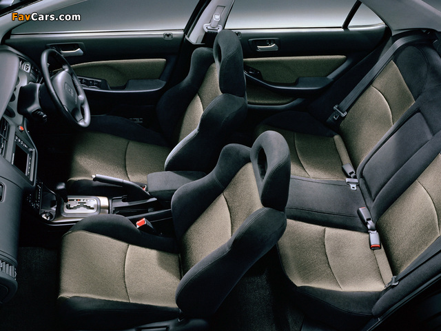 Images of Honda Accord SiR Euro R Package (CF4) 2001–02 (640 x 480)