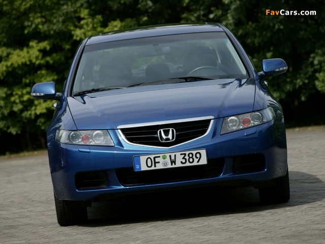 Images of Honda Accord Sedan (CL) 2003–06 (640 x 480)
