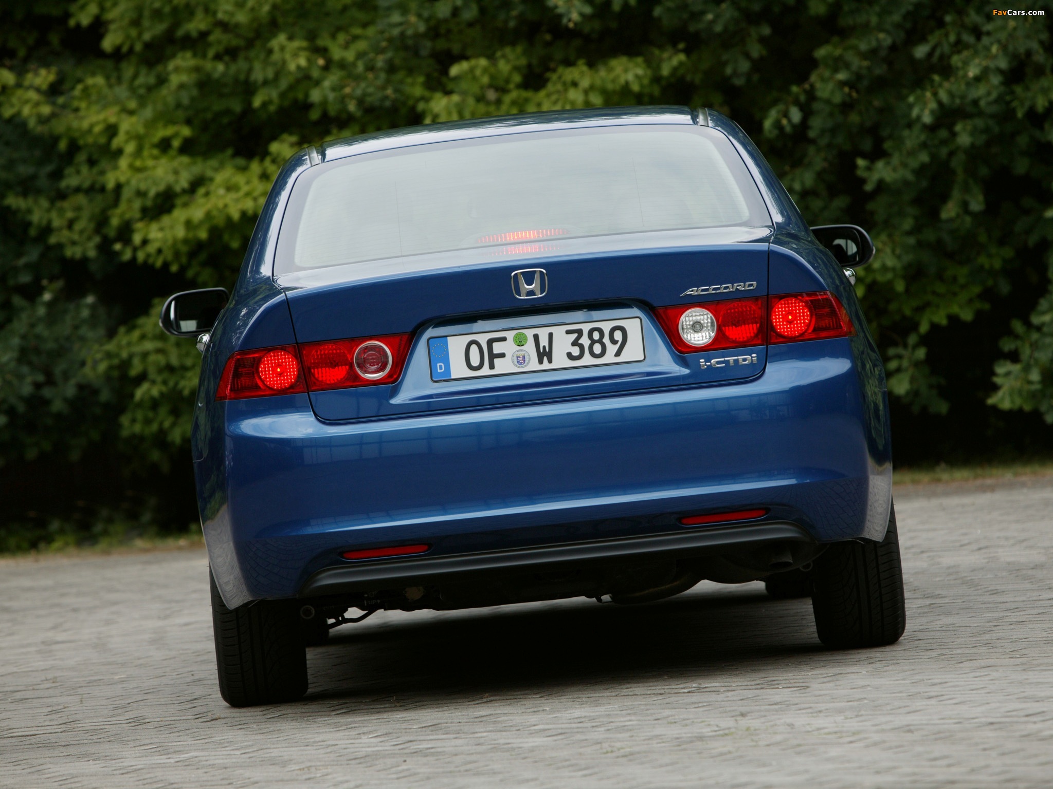 Images of Honda Accord Sedan (CL) 2003–06 (2048 x 1536)