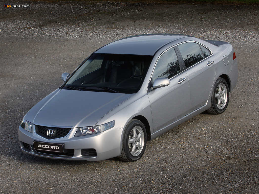 Images of Honda Accord Sedan (CL) 2003–06 (1024 x 768)