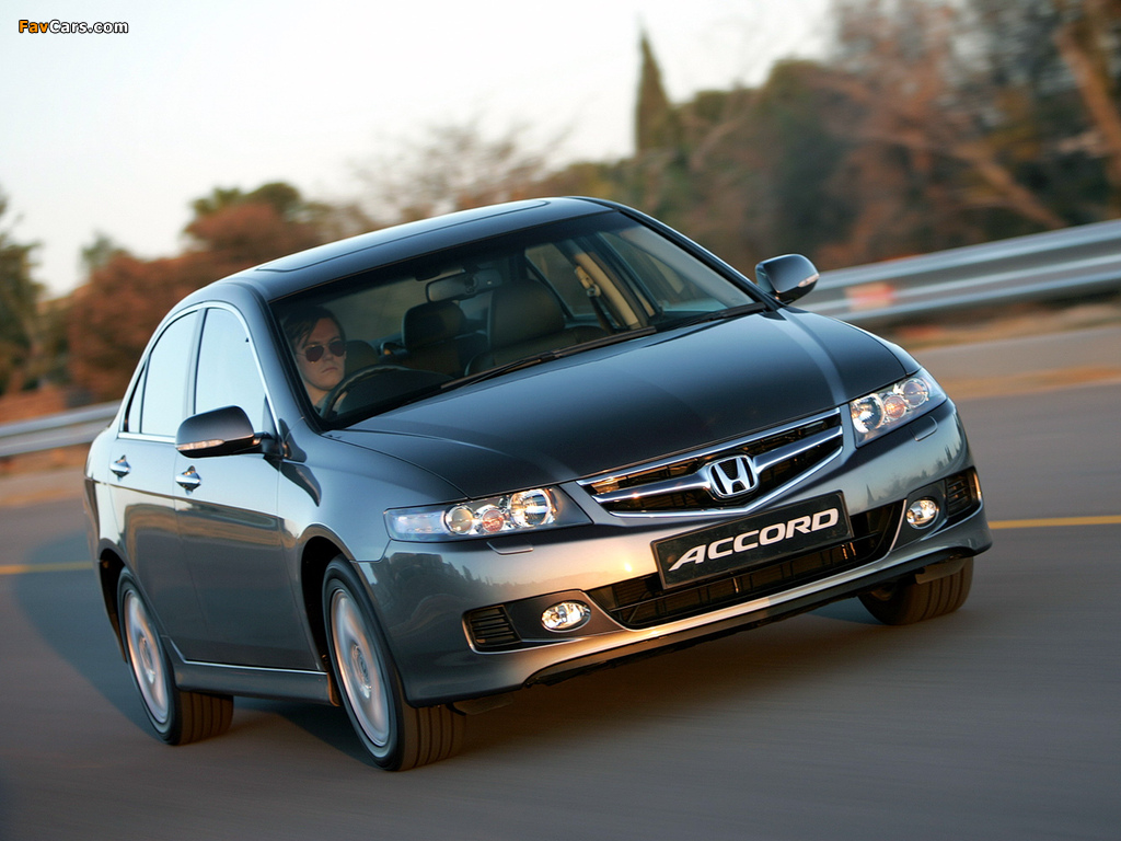 Images of Honda Accord Sedan ZA-spec (CL) 2006–08 (1024 x 768)