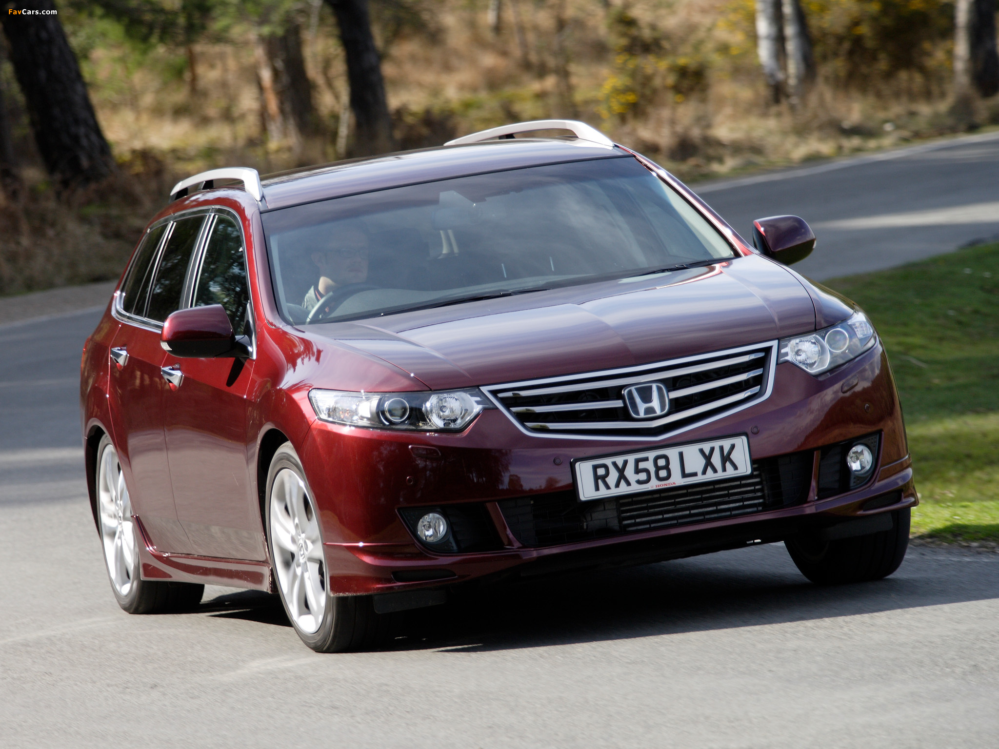 Images of Honda Accord Type-S Tourer UK-spec (CW) 2008–11 (2048 x 1536)