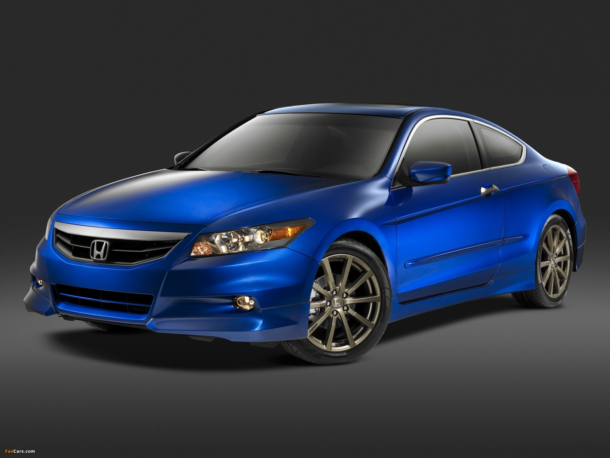 Images of Honda Accord Coupe HFP Package 2010–12 (2048 x 1536)