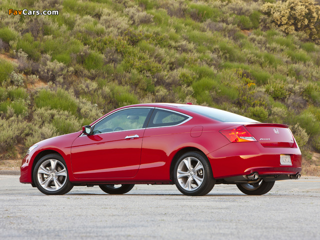 Images of Honda Accord Coupe US-spec 2010–12 (640 x 480)
