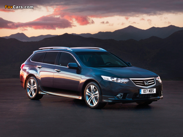 Images of Honda Accord Type-S Tourer (CW) 2011 (640 x 480)