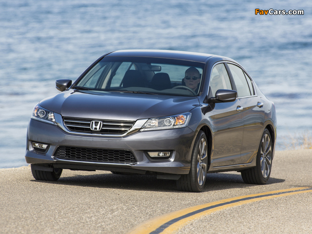 Images of Honda Accord Sport Sedan 2012 (640 x 480)