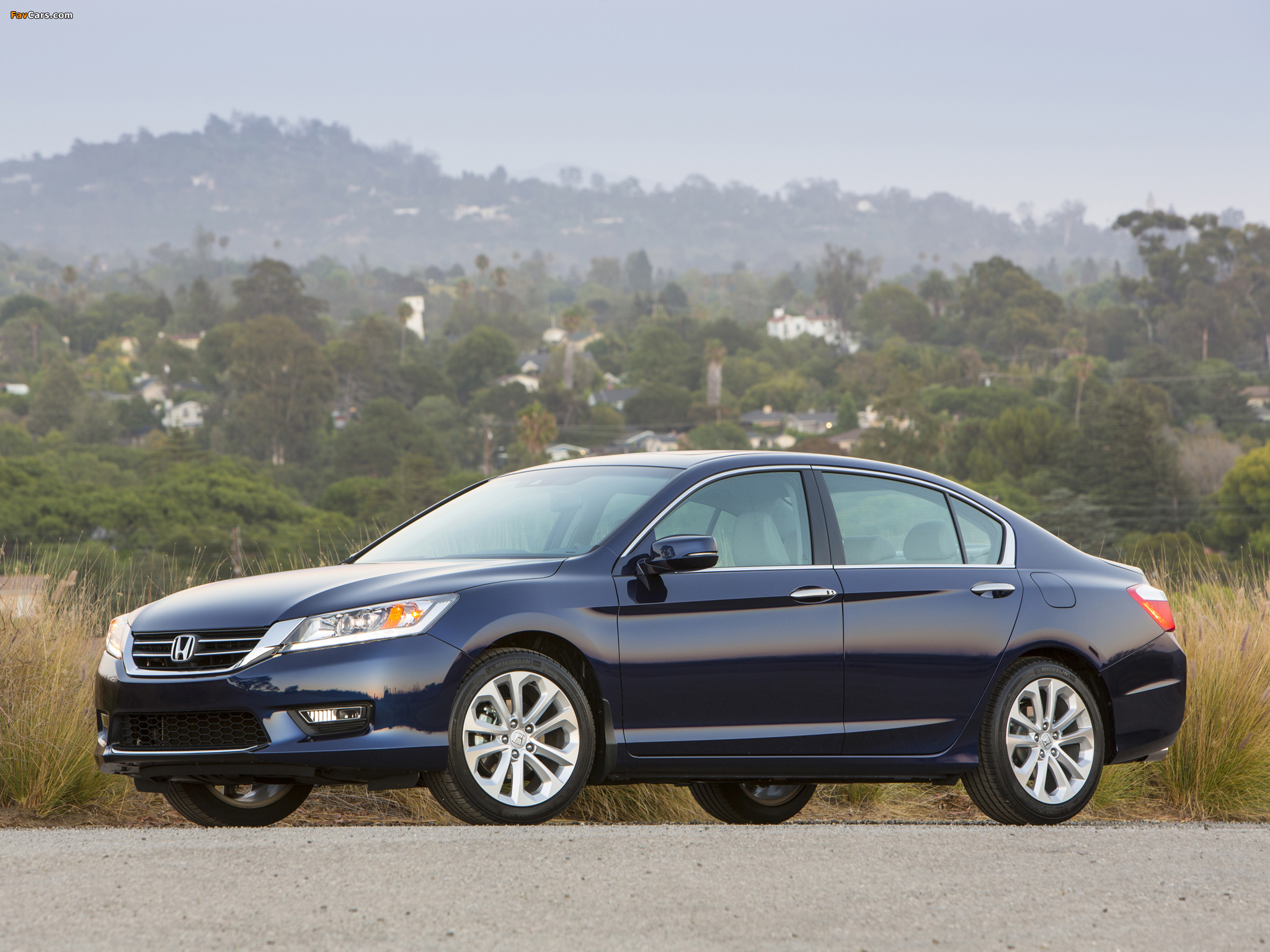 Images of Honda Accord Touring Sedan 2012 (2048 x 1536)