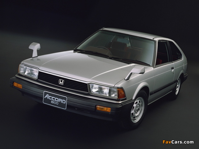 Photos of Honda Accord Hatchback 1981–85 (640 x 480)