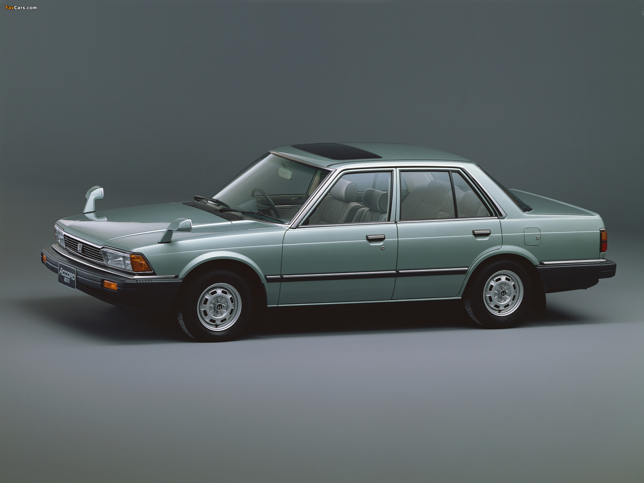 Photos of Honda Accord EX-R Sedan 1982–85 (2048 x 1536)