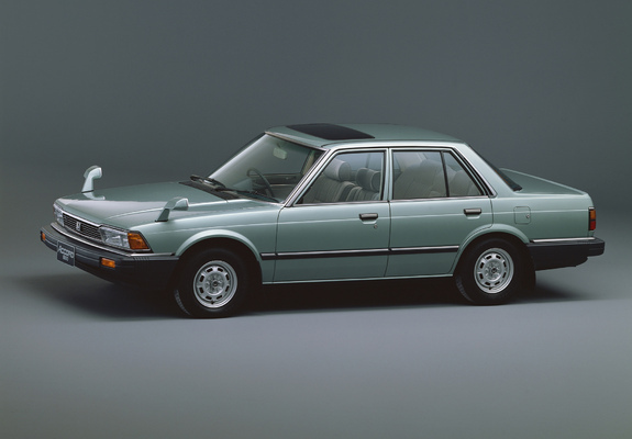 Photos of Honda Accord EX-R Sedan 1982–85
