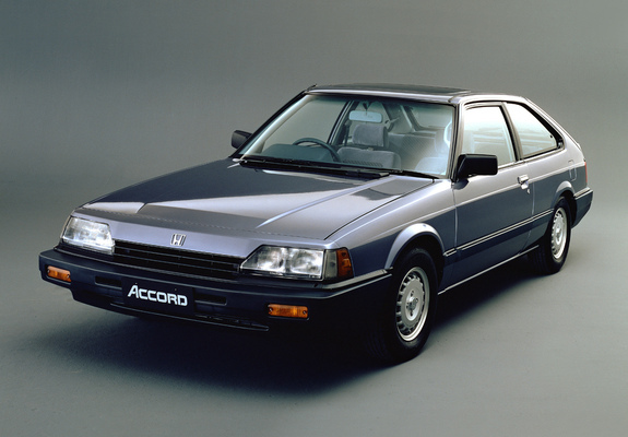 Photos of Honda Accord RXT Hatchback 1983–85