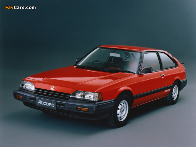Photos of Honda Accord RT-i Hatchback 1984–85 (640 x 480)