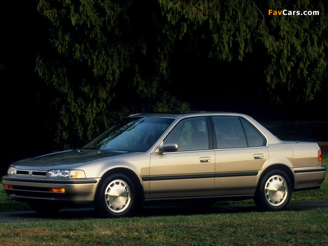 Photos of Honda Accord Sedan US-spec (CB) 1990–93 (640 x 480)